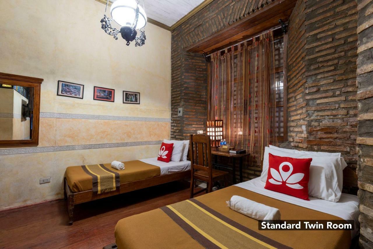 Zen Rooms Grandpa'S Inn Vigan Exterior photo