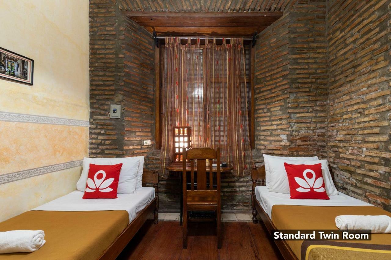Zen Rooms Grandpa'S Inn Vigan Exterior photo
